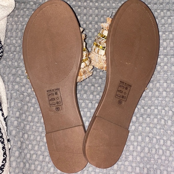 Camel Threads Boho Sandals - Picture 7 of 7